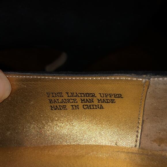 Gloria Vanderbilt Vintage Preppy Glam Academia Note Vintage Black Gold Heels 9 - Picture 10 of 15